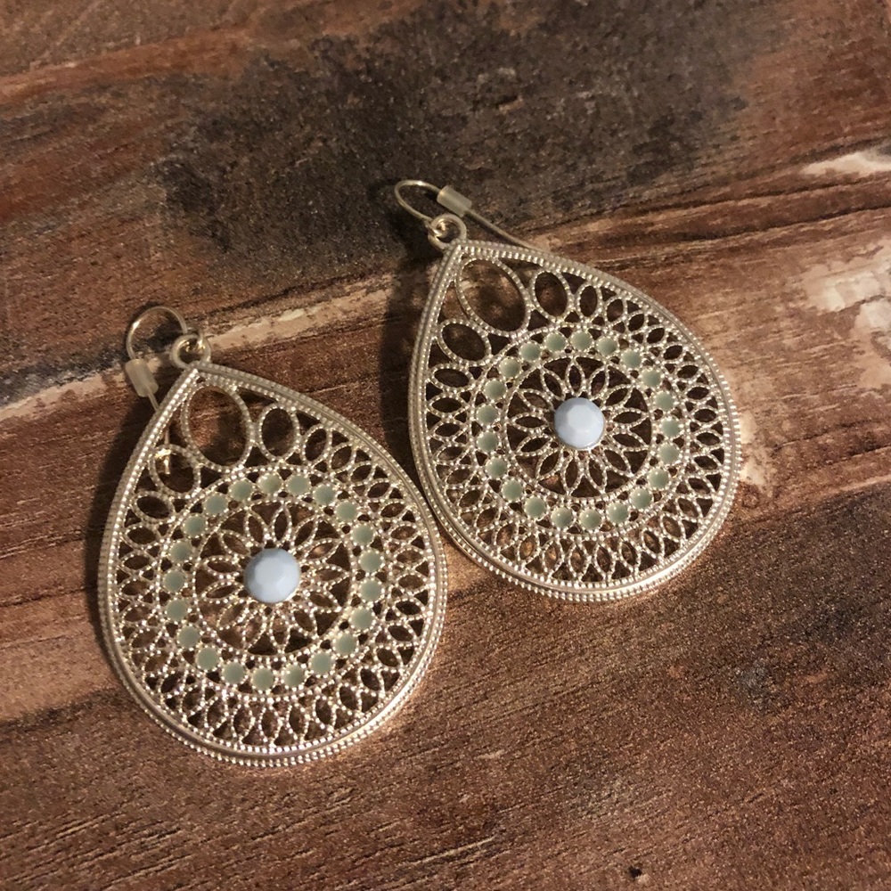 Teardrop Earrings ✨✨